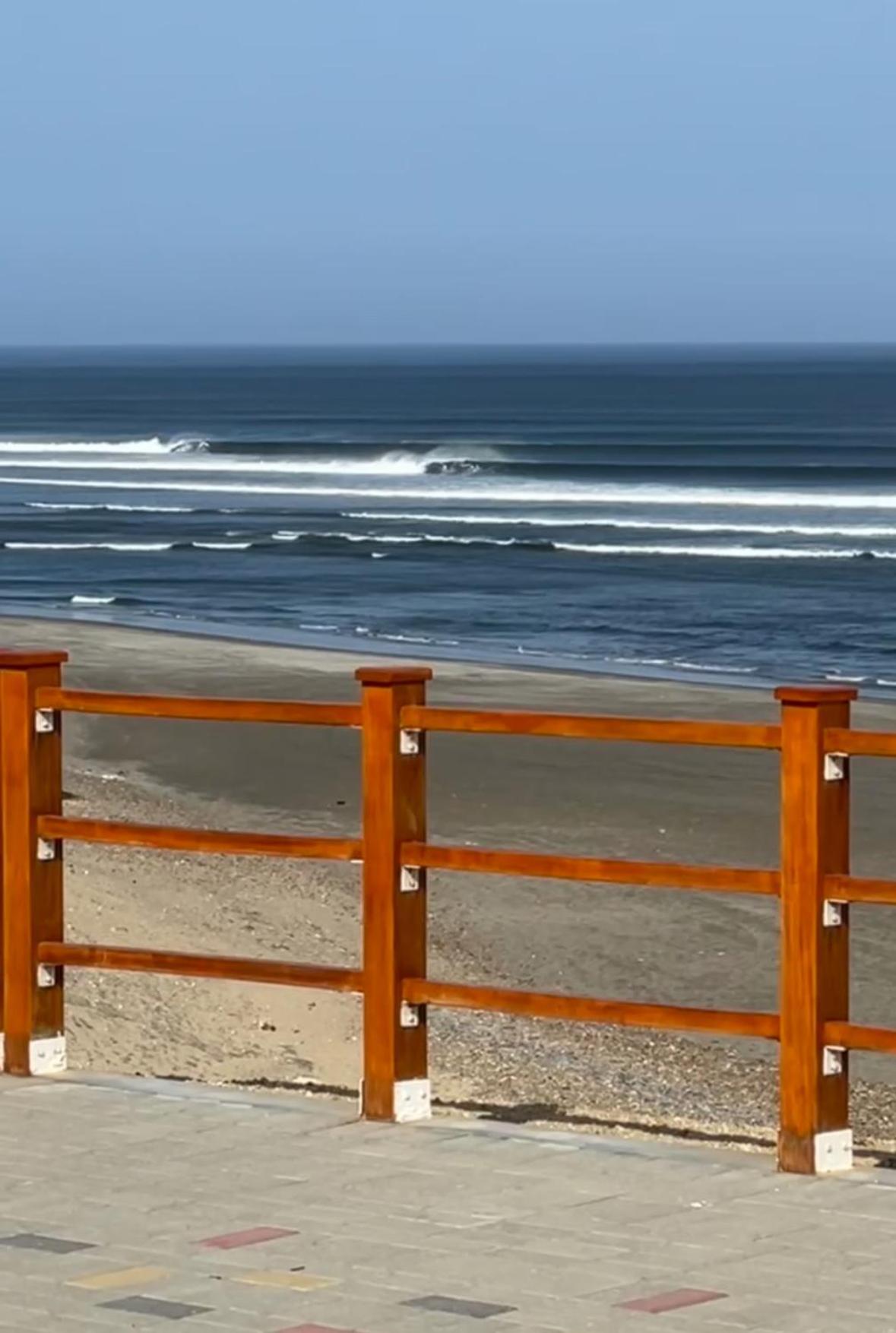 Hotel Family Surf Chicama Malabrigo Exterior foto